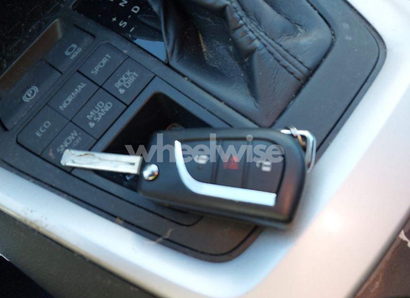 Photo 11 of 2020 Toyota Rav4 LE (VIN 2T3F1RFV8LW091338)