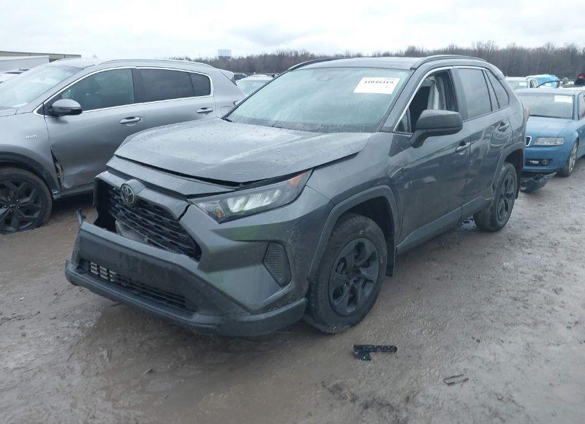 Photo 2 of 2021 Toyota Rav4 LE (VIN 2T3F1RFV8MW149871)