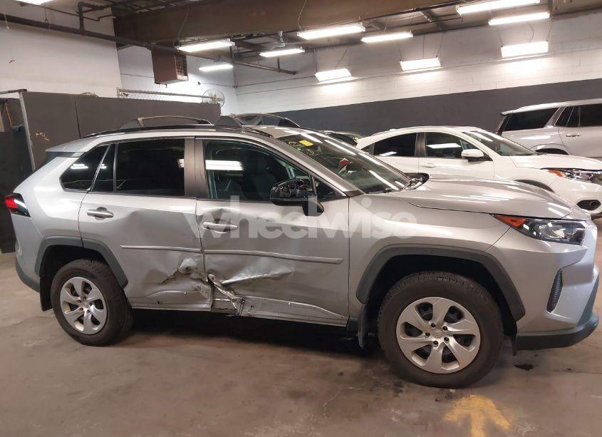 Photo 13 of 2021 Toyota Rav4 LE (VIN 2T3F1RFV8MW165102)