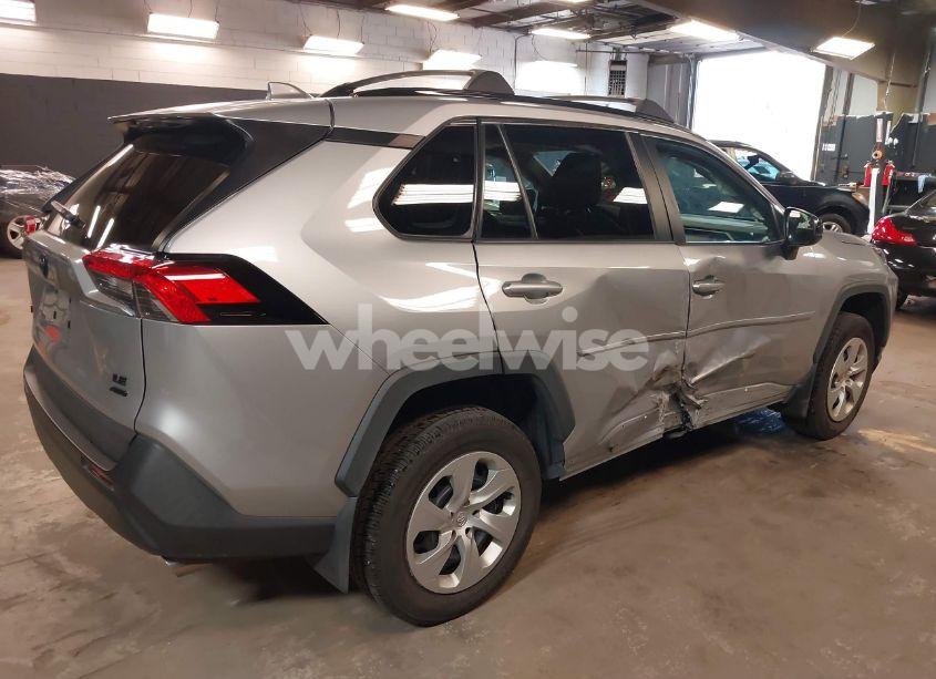 Photo 4 of 2021 Toyota Rav4 LE (VIN 2T3F1RFV8MW165102)