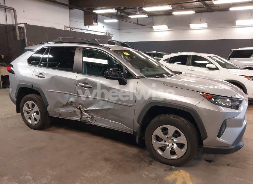 Photo 6 of 2021 Toyota Rav4 LE (VIN 2T3F1RFV8MW165102)