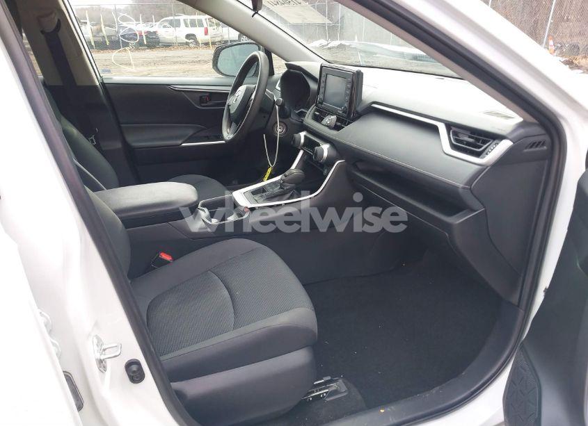 Photo 5 of 2021 Toyota Rav4 LE (VIN 2T3F1RFV8MW211561)