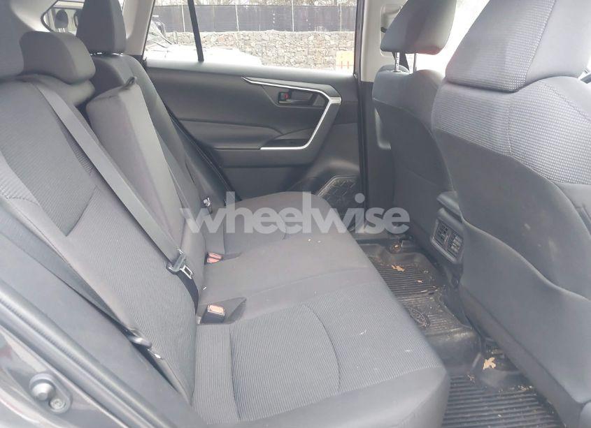 Photo 8 of 2022 Toyota Rav4 LE (VIN 2T3F1RFV8NC281984)