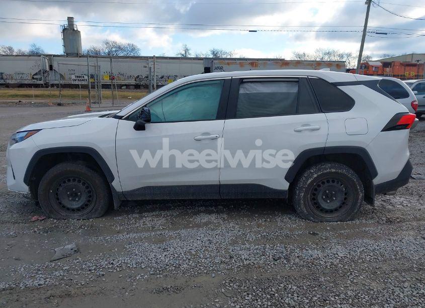 Photo 14 of 2023 Toyota Rav4 LE (VIN 2T3F1RFV8PC354094)