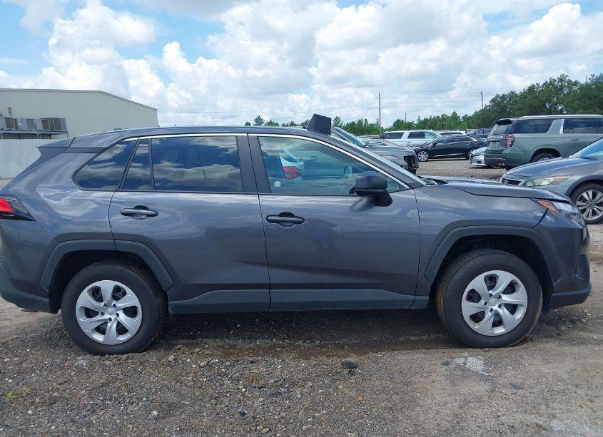 Photo 13 of 2024 Toyota Rav4 LE (VIN 2T3F1RFV8RC428956)