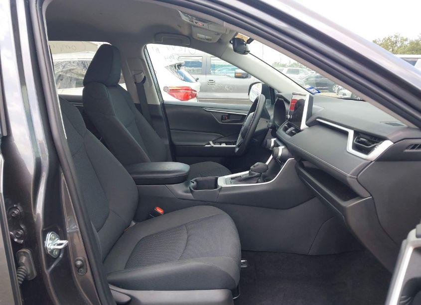 Photo 5 of 2024 Toyota Rav4 LE (VIN 2T3F1RFV8RC428956)