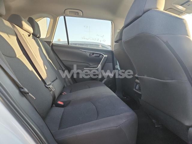 Photo 5 of 2025 TOYOTA RAV4 LE (VIN 2T3F1RFV8SC517674)