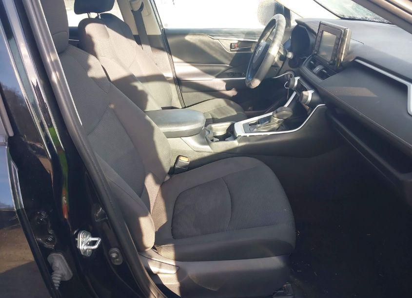 Photo 5 of 2020 Toyota Rav4 LE (VIN 2T3F1RFV9LC113364)