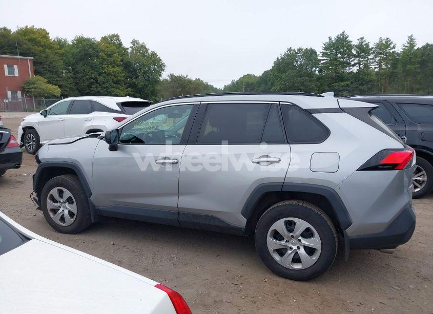Photo 15 of 2020 Toyota Rav4 LE (VIN 2T3F1RFV9LW092126)