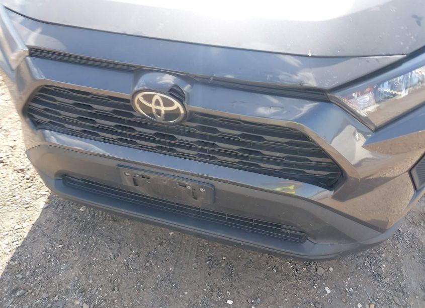 Photo 6 of 2020 Toyota Rav4 LE (VIN 2T3F1RFV9LW102606)