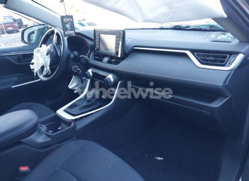 Photo 5 of 2021 Toyota Rav4 LE (VIN 2T3F1RFV9MC166485)