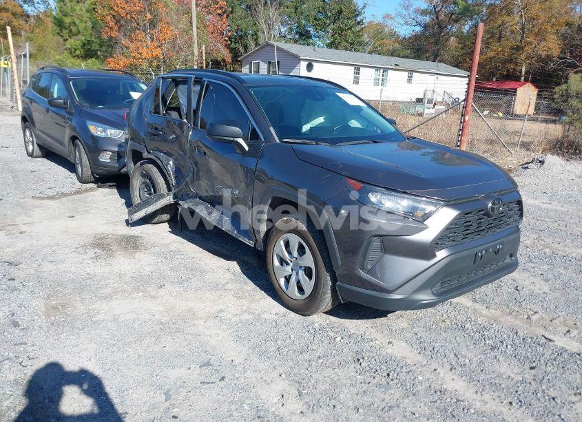 2021 Toyota Rav4 LE (VIN 2T3F1RFV9MW191613) main photo