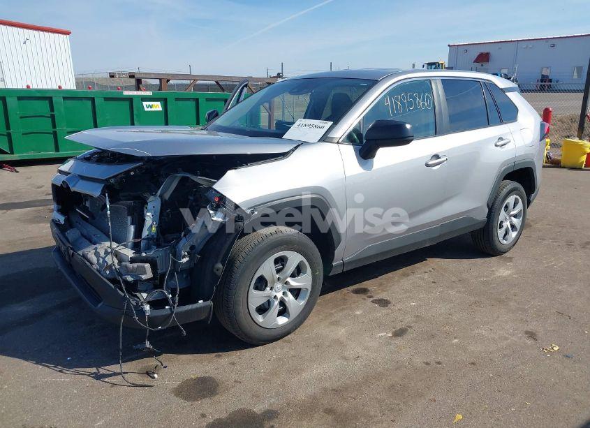 Photo 2 of 2022 Toyota Rav4 LE (VIN 2T3F1RFV9NC276261)
