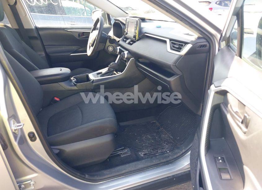 Photo 5 of 2022 Toyota Rav4 LE (VIN 2T3F1RFV9NC276261)