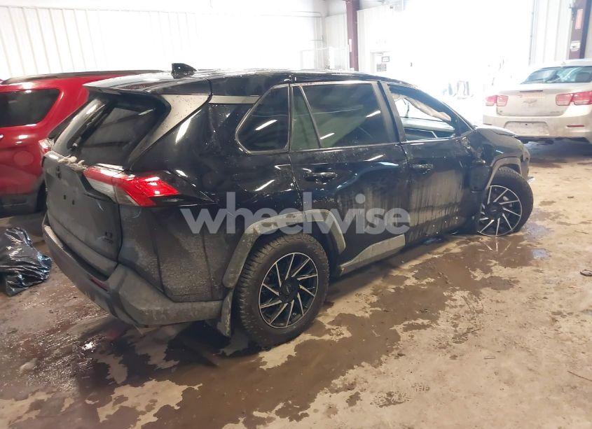 Photo 4 of 2022 Toyota Rav4 LE (VIN 2T3F1RFV9NC280584)