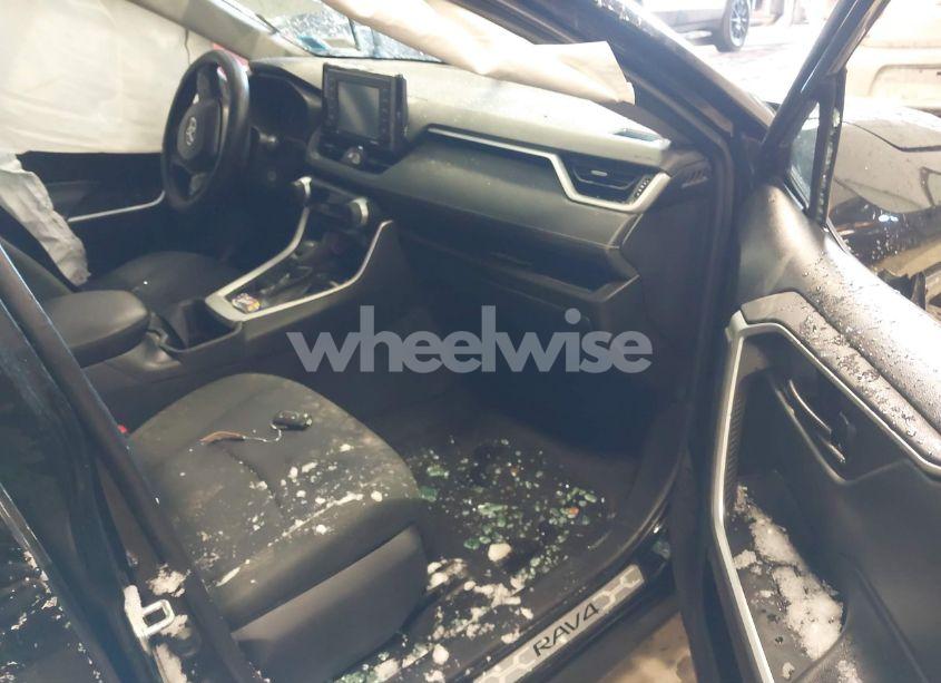 Photo 5 of 2022 Toyota Rav4 LE (VIN 2T3F1RFV9NC280584)