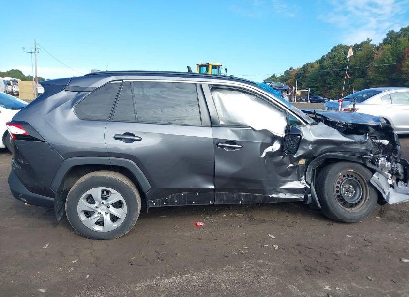 Photo 13 of 2021 Toyota Rav4 LE (VIN 2T3F1RFVXMC169511)