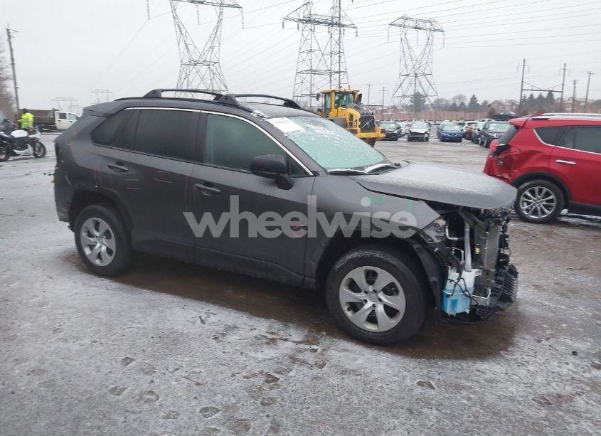2021 Toyota Rav4 LE (VIN 2T3F1RFVXMC228380) main photo
