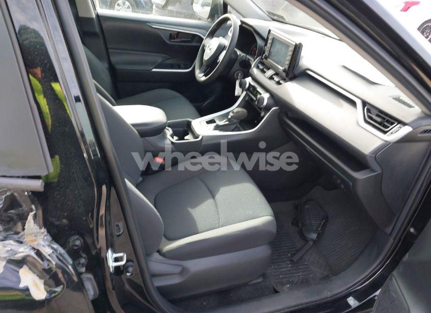 Photo 5 of 2021 Toyota Rav4 LE (VIN 2T3F1RFVXMC254087)