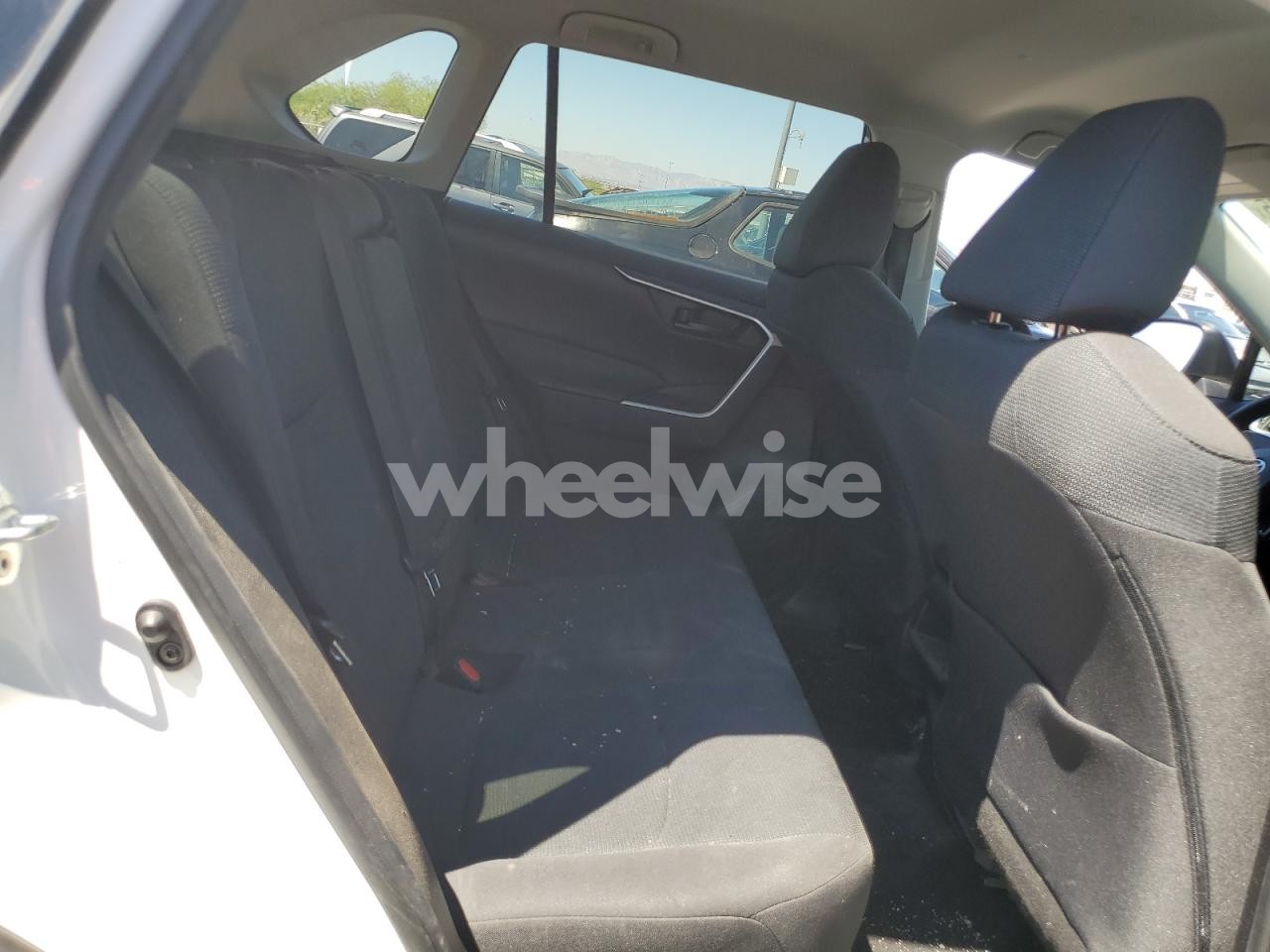 Photo 11 of 2021 TOYOTA RAV4 LE (VIN 2T3F1RFVXMW196092)