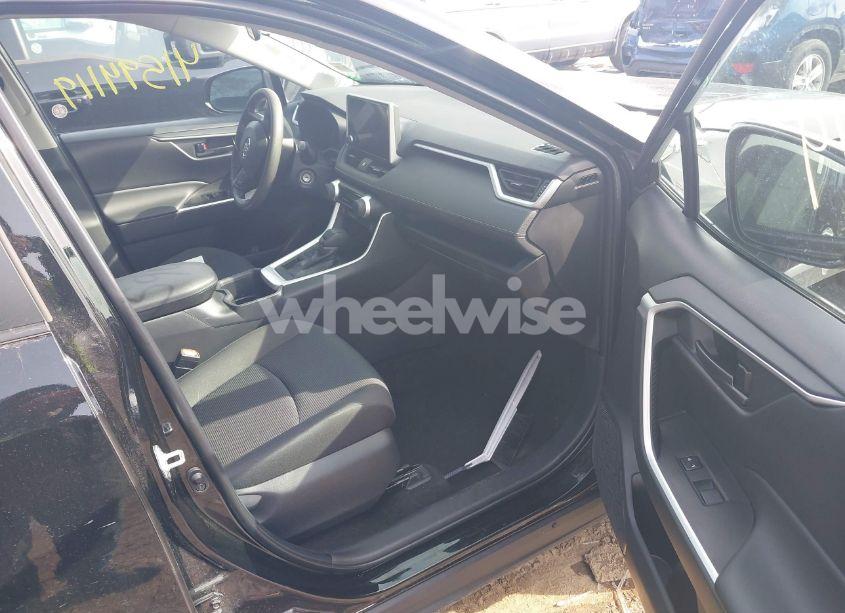 Photo 5 of 2024 Toyota Rav4 LE (VIN 2T3F1RFVXRC441093)