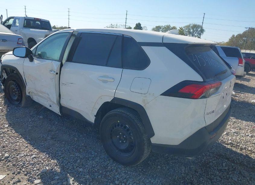 Photo 3 of 2024 Toyota Rav4 LE (VIN 2T3F1RFVXRW454103)