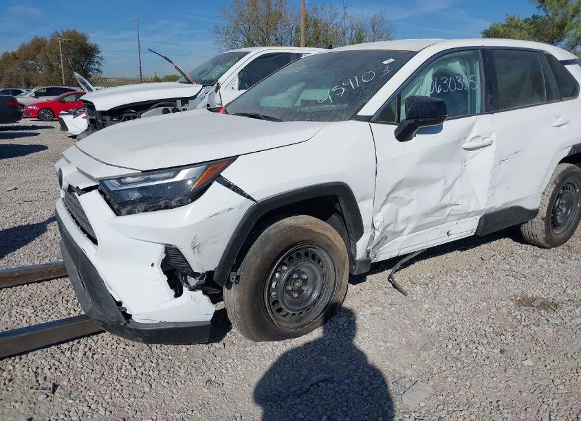 Photo 6 of 2024 Toyota Rav4 LE (VIN 2T3F1RFVXRW454103)