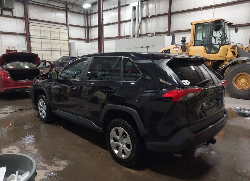 Photo 3 of 2022 Toyota Rav4 LE (VIN 2T3G1RFV0NC320040)