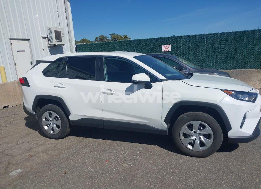 Photo 13 of 2022 Toyota Rav4 LE (VIN 2T3G1RFV0NW308484)