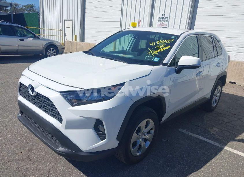 Photo 2 of 2022 Toyota Rav4 LE (VIN 2T3G1RFV0NW308484)