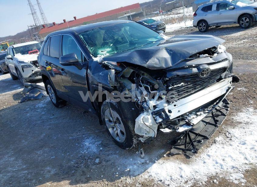 2022 Toyota Rav4 LE (VIN 2T3G1RFV0NW313846) main photo