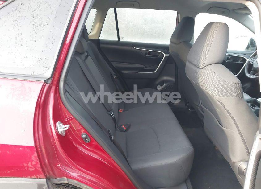 Photo 8 of 2019 Toyota Rav4 LE (VIN 2T3G1RFV1KW046146)