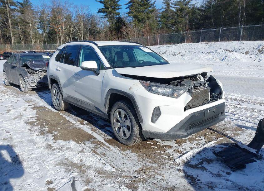 2020 Toyota Rav4 LE (VIN 2T3G1RFV1LW108470) main photo