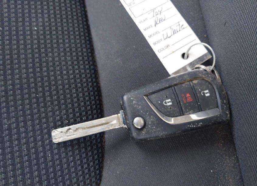Photo 11 of 2020 Toyota Rav4 LE (VIN 2T3G1RFV1LW108470)