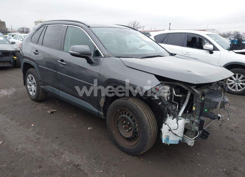2020 Toyota Rav4 LE (VIN 2T3G1RFV1LW114348) main photo