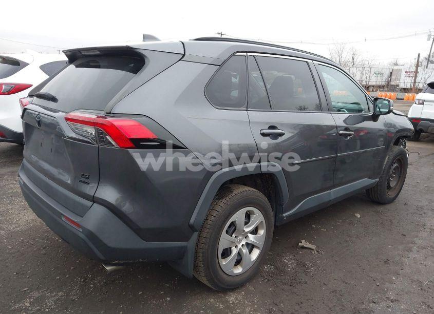 Photo 4 of 2020 Toyota Rav4 LE (VIN 2T3G1RFV1LW114348)