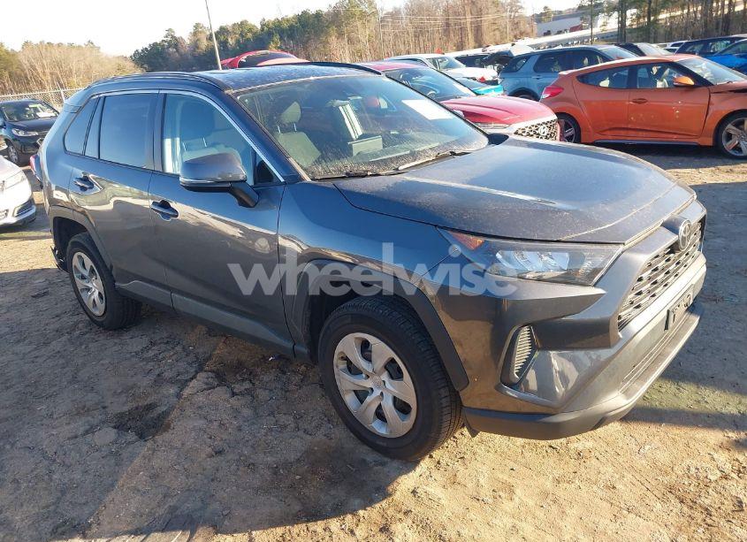 2021 Toyota Rav4 LE (VIN 2T3G1RFV1MC184175) main photo
