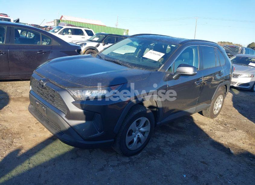 Photo 2 of 2021 Toyota Rav4 LE (VIN 2T3G1RFV1MC184175)