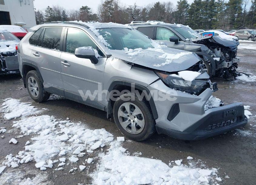 2021 Toyota Rav4 LE (VIN 2T3G1RFV1MC194821) main photo