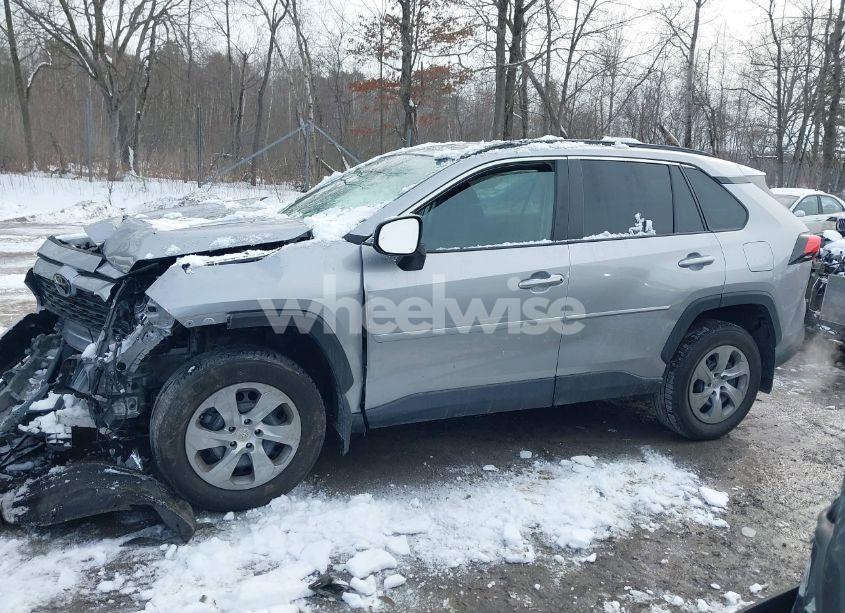 Photo 14 of 2021 Toyota Rav4 LE (VIN 2T3G1RFV1MC194821)