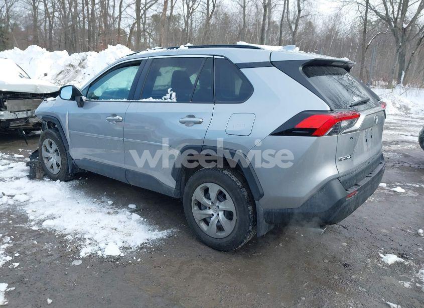 Photo 3 of 2021 Toyota Rav4 LE (VIN 2T3G1RFV1MC194821)