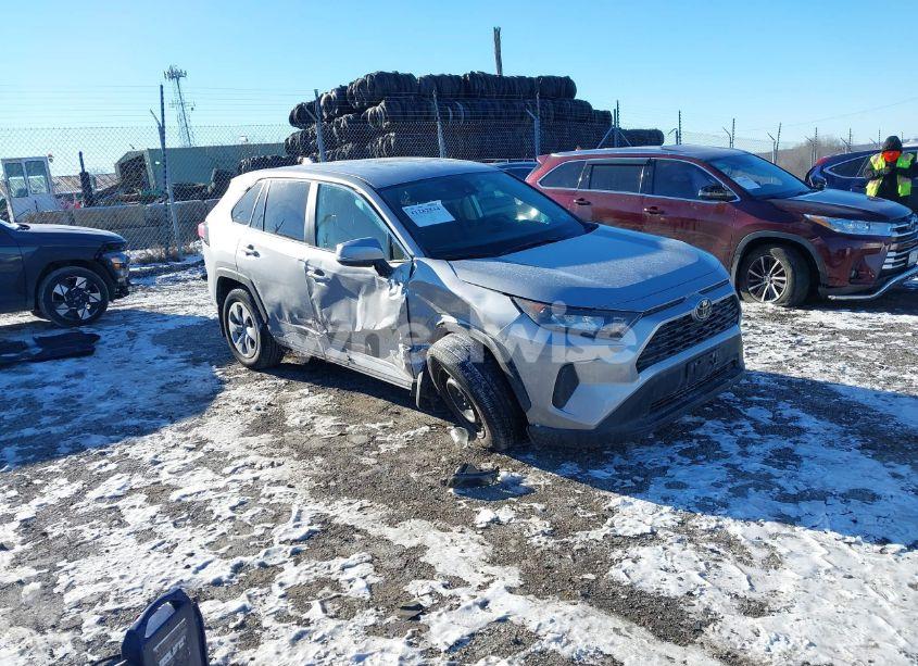 2022 Toyota Rav4 LE (VIN 2T3G1RFV1NC286612) main photo