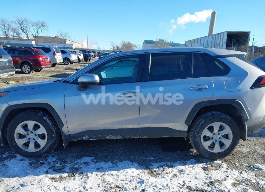 Photo 14 of 2022 Toyota Rav4 LE (VIN 2T3G1RFV1NC286612)