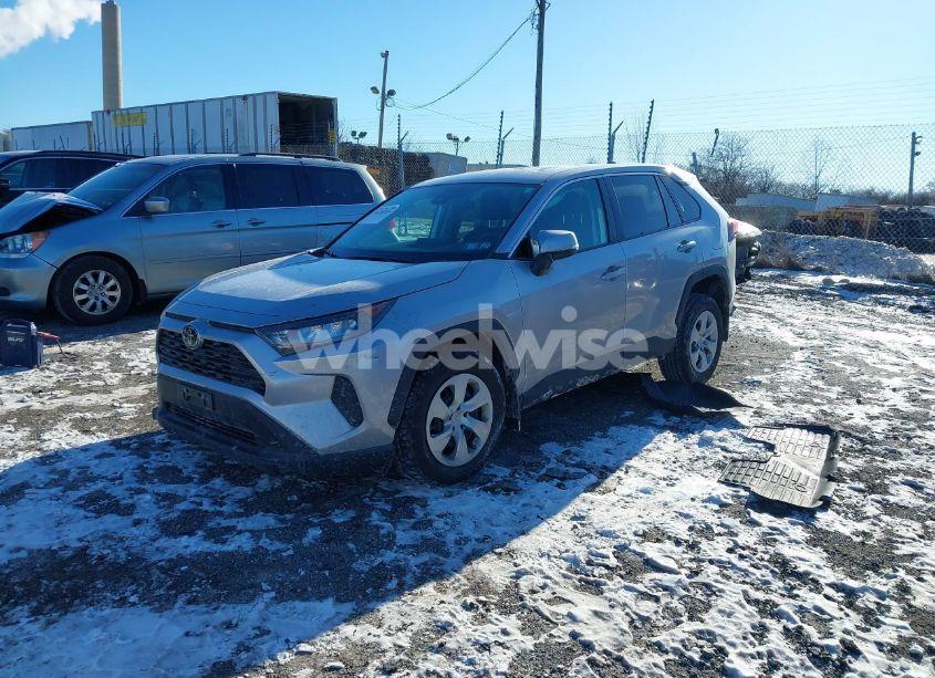 Photo 2 of 2022 Toyota Rav4 LE (VIN 2T3G1RFV1NC286612)