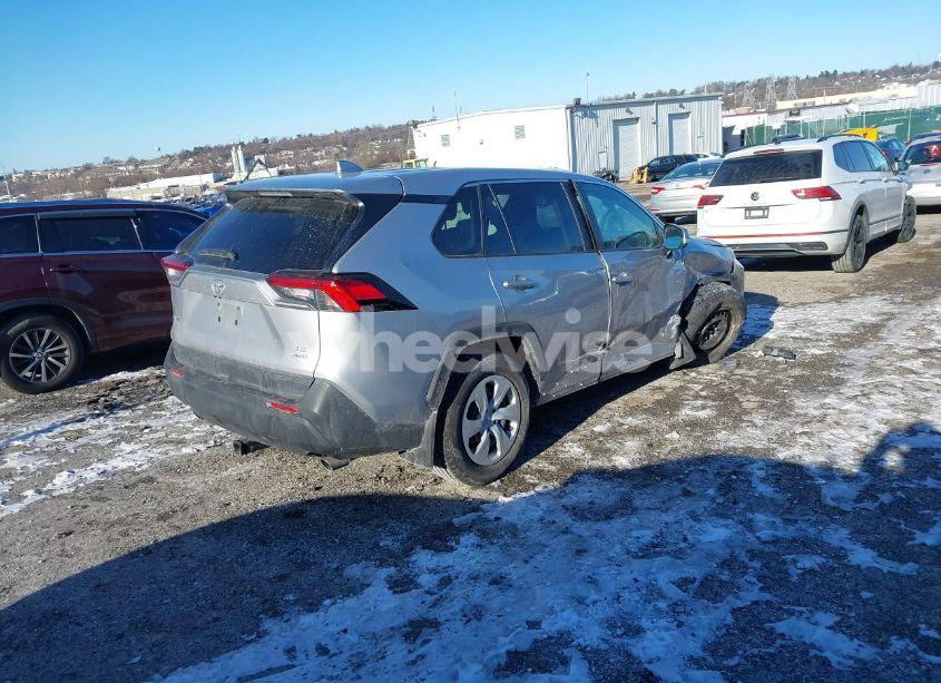 Photo 4 of 2022 Toyota Rav4 LE (VIN 2T3G1RFV1NC286612)