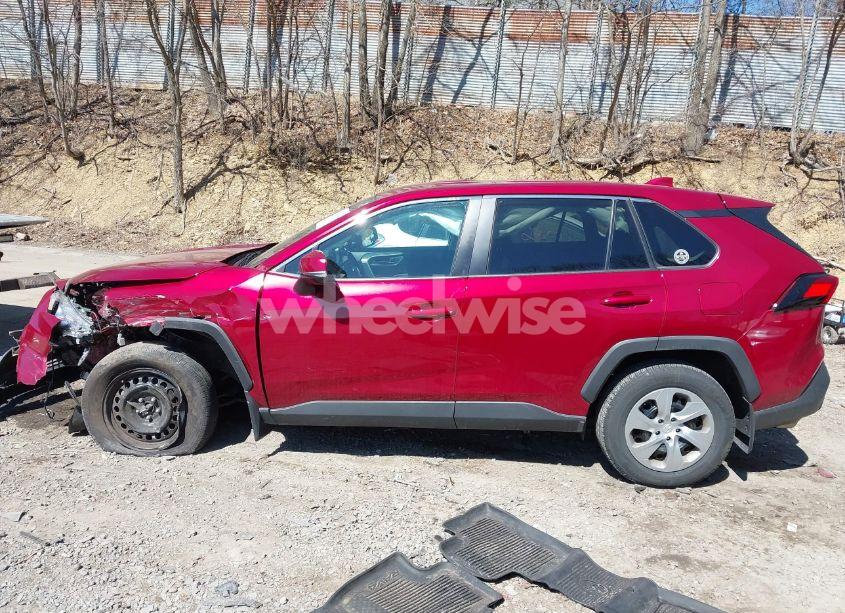 Photo 14 of 2022 Toyota Rav4 LE (VIN 2T3G1RFV1NW254712)
