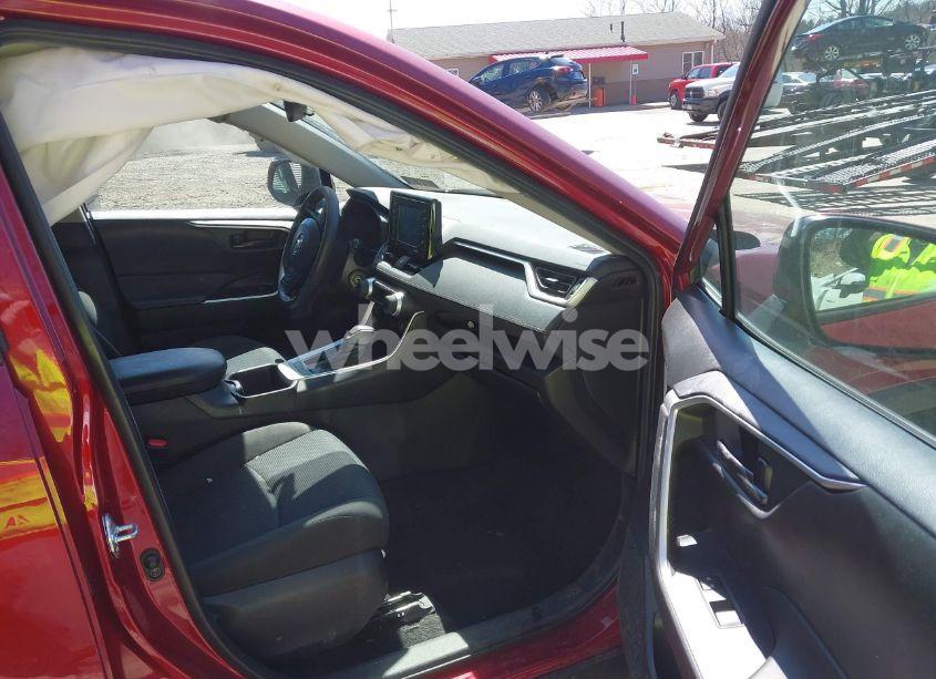 Photo 5 of 2022 Toyota Rav4 LE (VIN 2T3G1RFV1NW254712)