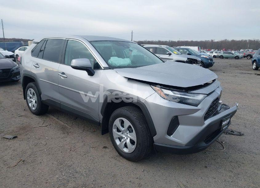 2024 Toyota Rav4 LE (VIN 2T3G1RFV1RC482426) main photo