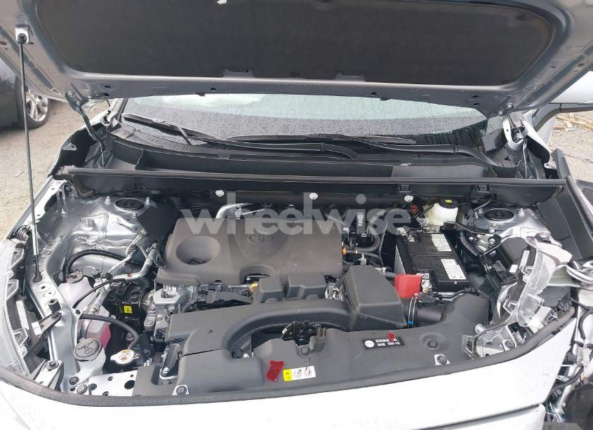 Photo 10 of 2024 Toyota Rav4 LE (VIN 2T3G1RFV1RC482426)