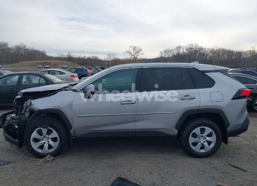 Photo 14 of 2024 Toyota Rav4 LE (VIN 2T3G1RFV1RC482426)